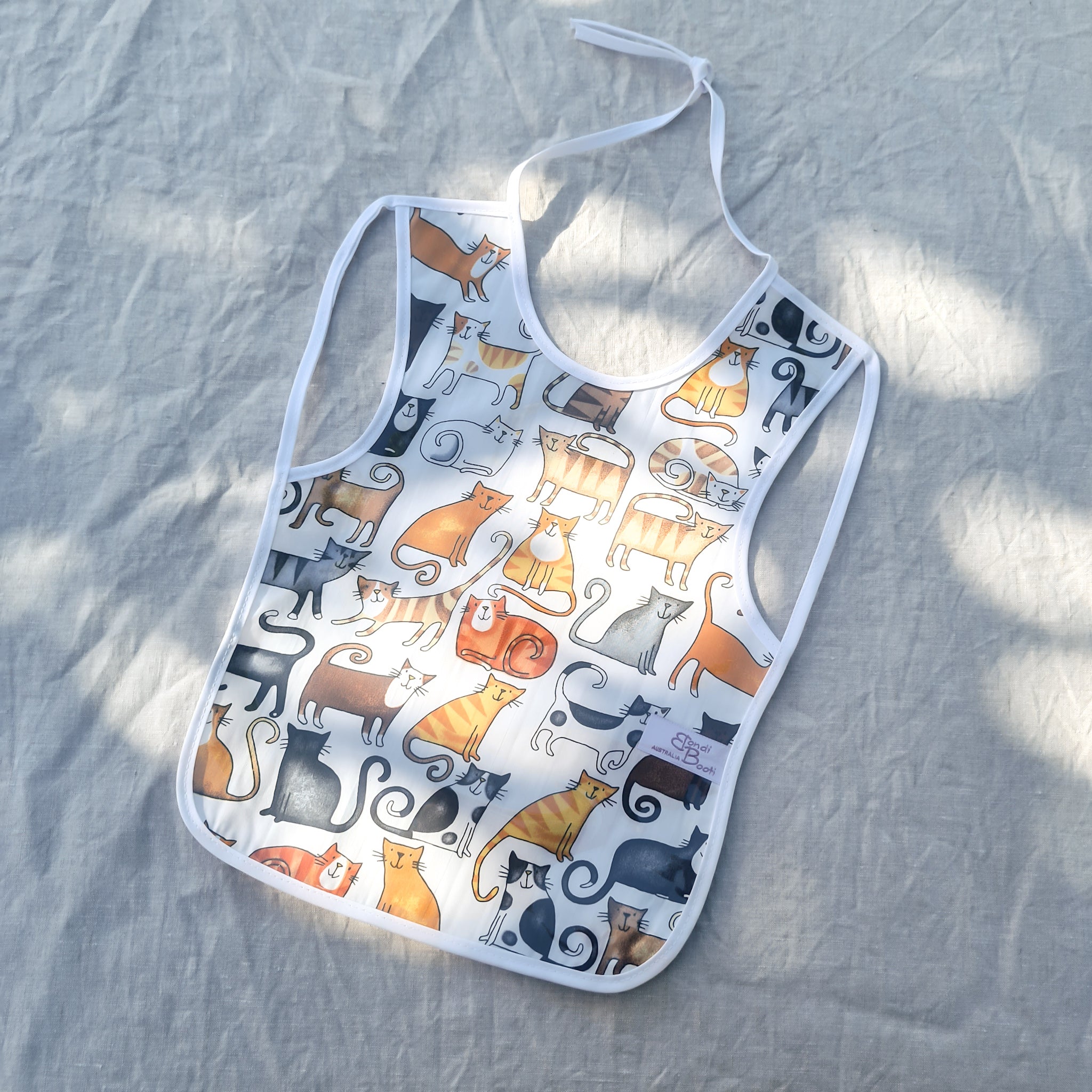 Cat Laminated Feeding Bib