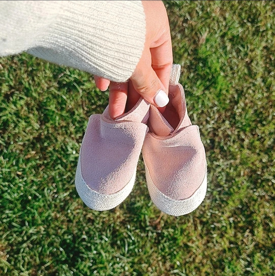 Suede leather baby bootis shoes soft sole prewalker pink